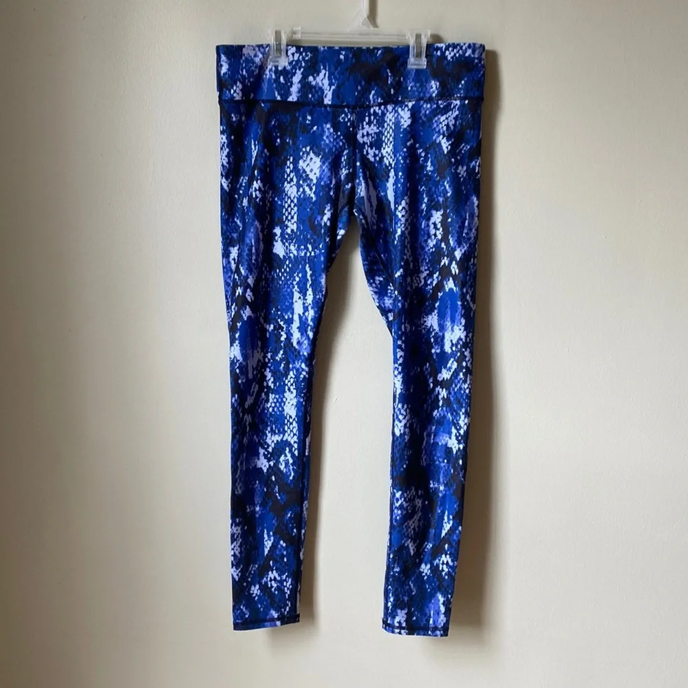 Alo Yoga | Airbrush Leggings in Electric Blue Python Size Large